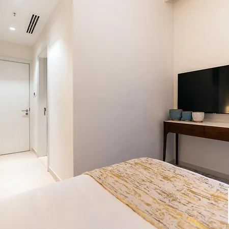 Capital Stay- Private Two Bed Apartment - The Address Beach Resort Residences Fujairah Exterior photo