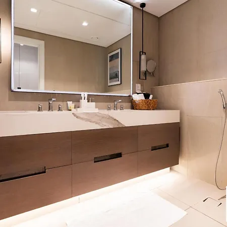 Capital Stay- Private Two Bed Apartment - The Address Beach Resort Residences Fujairah Exterior photo