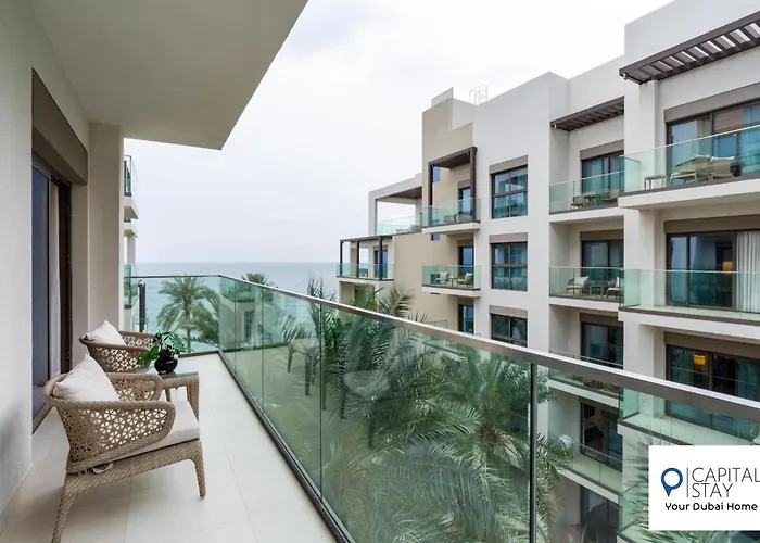 Capital Stay- Private Two Bed Apartment - The Address Beach Resort Residences Fujairah