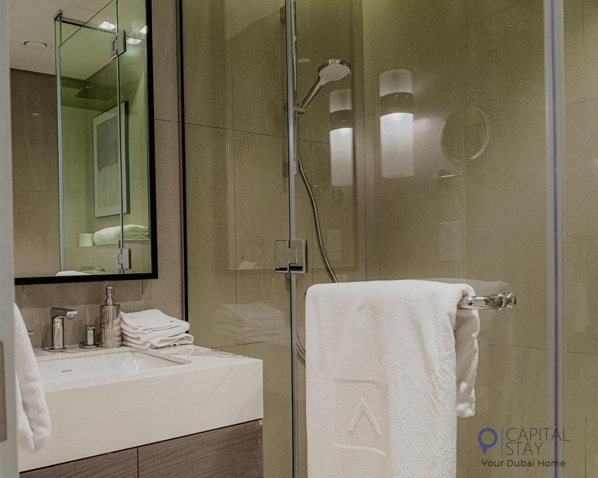 Apartment Capital Stay- Private Two Bed - The Address Residences