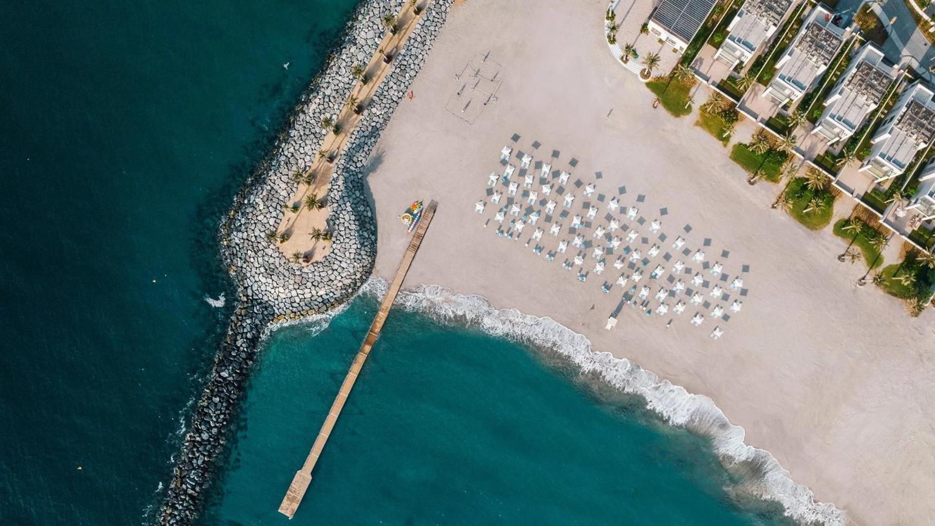 Capital Stay- Private Two Bed - The Address Residences Apartment Fujairah