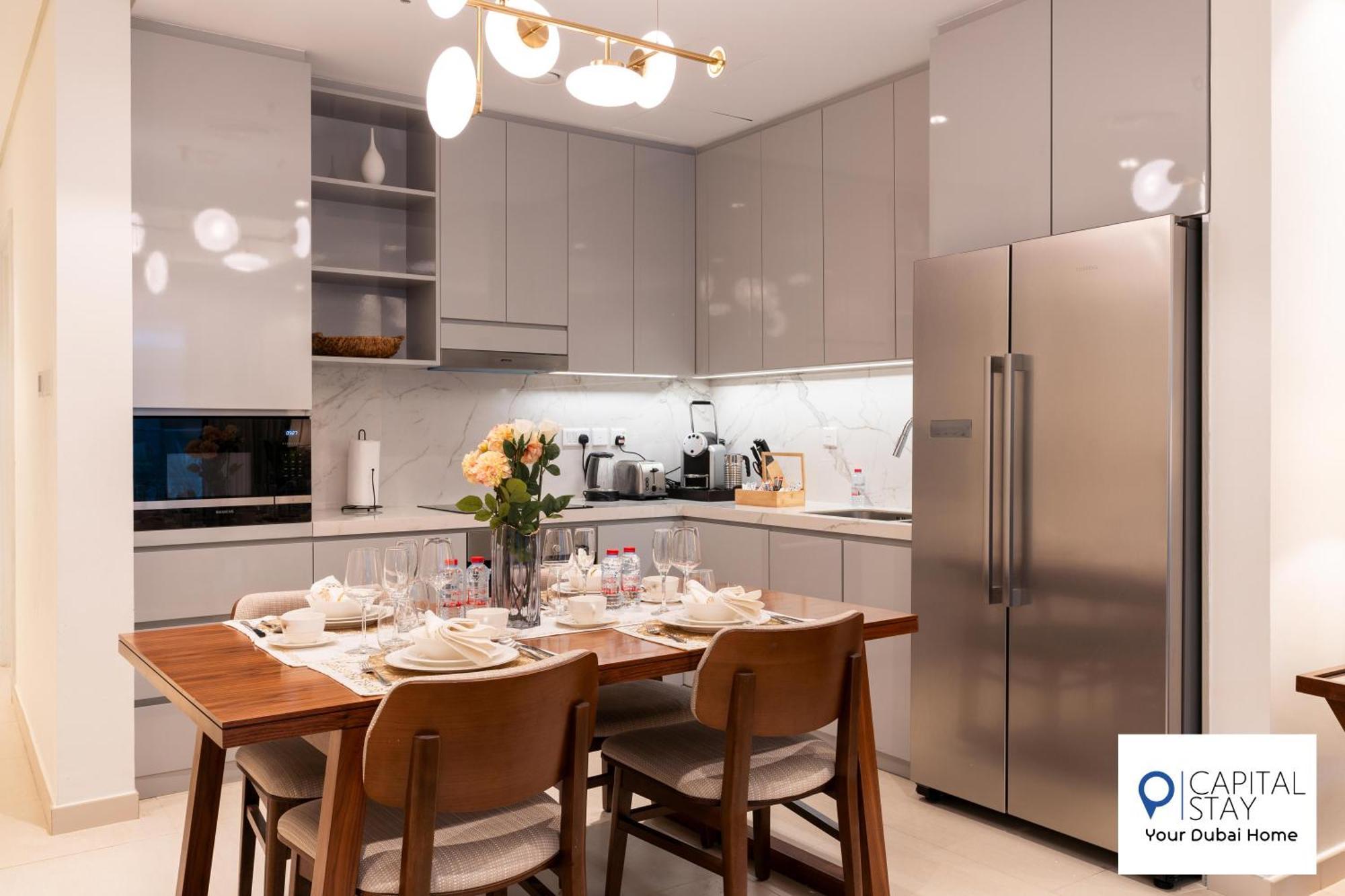 Capital Stay- Private Two Bed - The Address Residences Apartment
