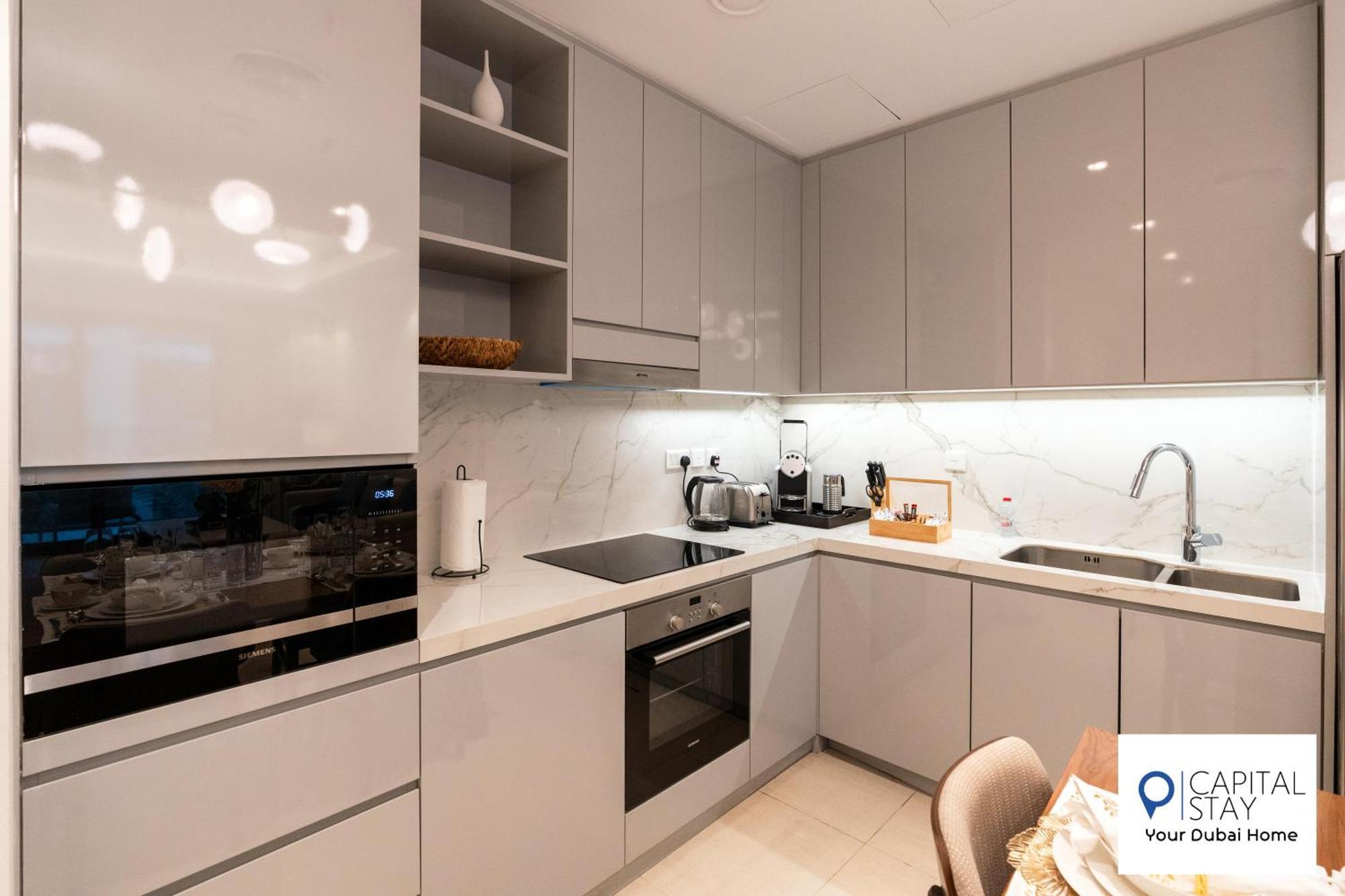 Capital Stay- Private Two Bed - The Address Residences
